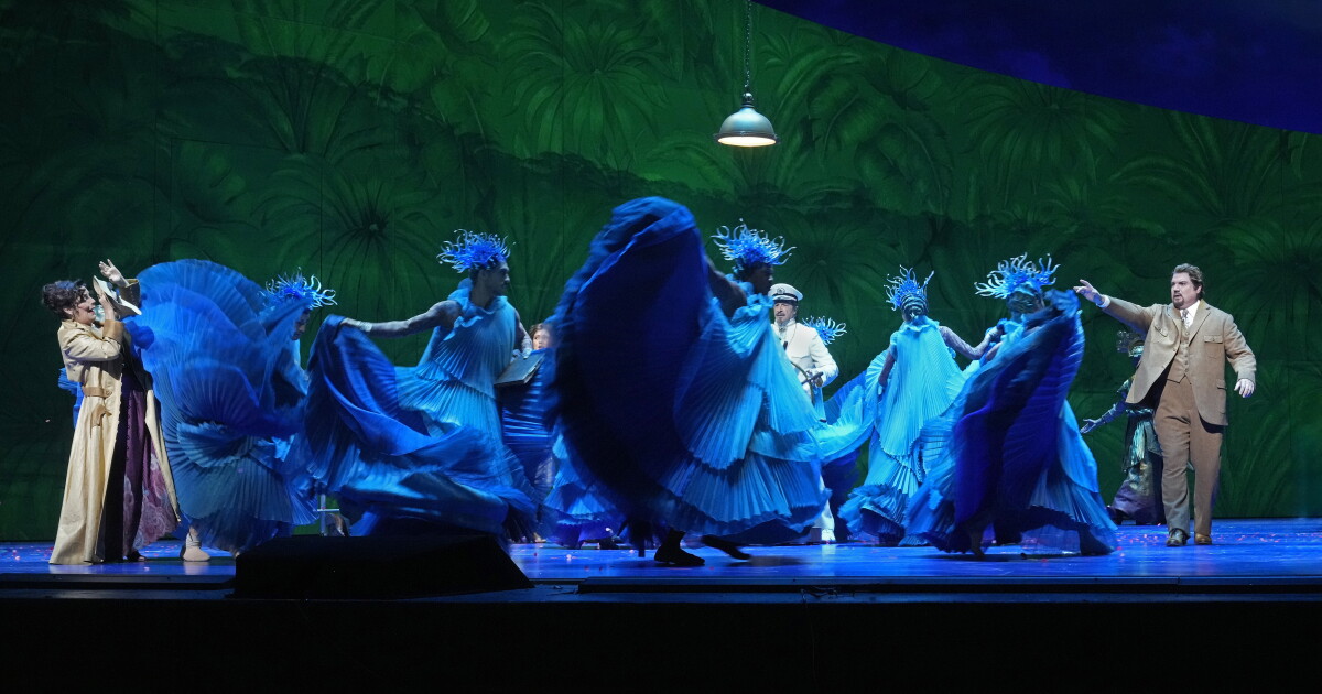 Clinton Ct Opera Finding a place at the Met, this opera sings in a language of its own ...