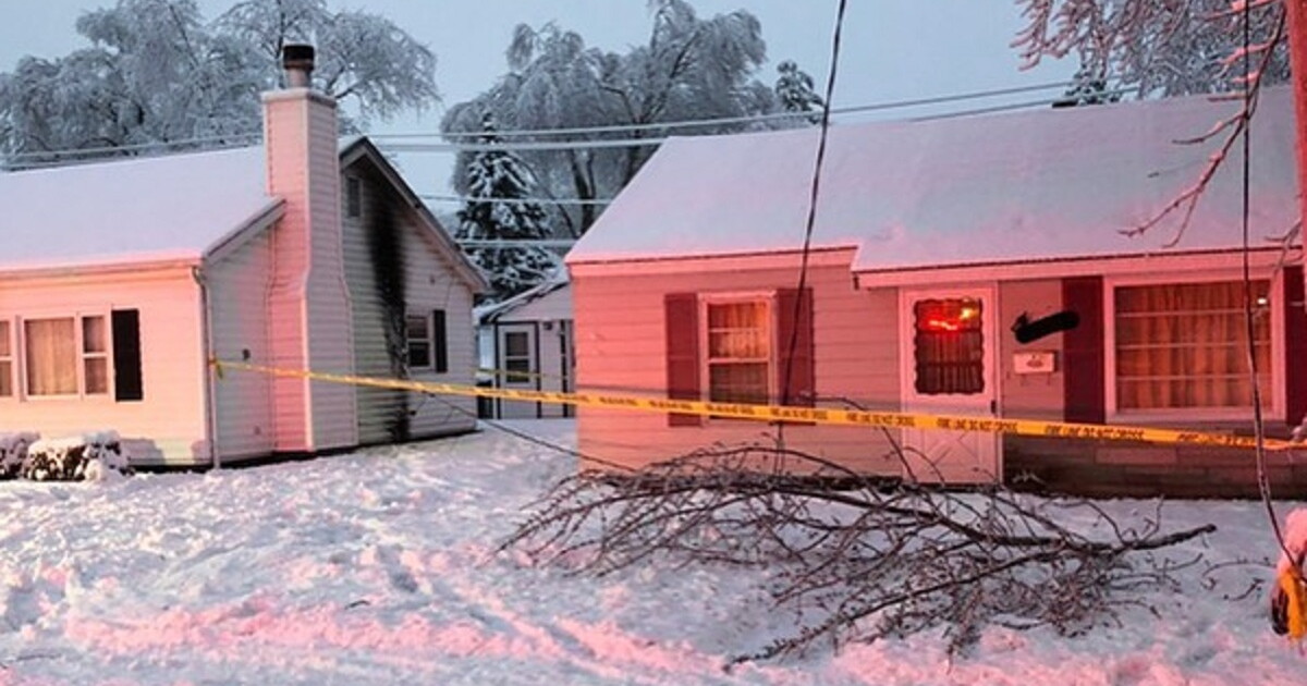 Thousands Without Power In McLean County After Ice Storm, Snow | WGLT