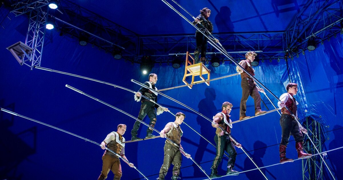 Sarasota S Wallenda Siblings To Perform High Wire Act Above Times Square Wusf Public Media