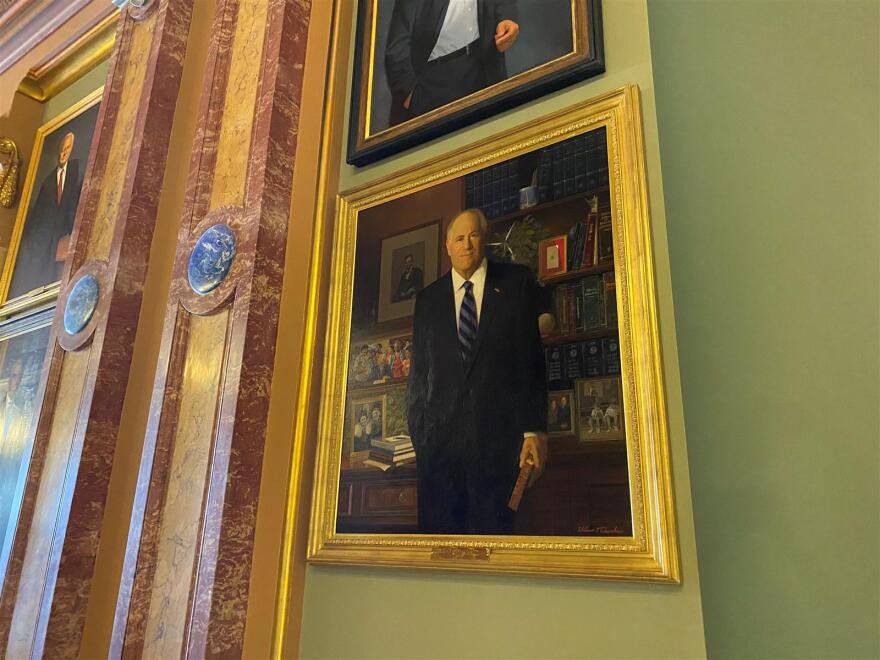 A portrait of former Gov. Pat Quinn hangs in the Illinois State Capitol’s “Hall of Governors.” (Capitol News Illinois photo by Jerry Nowicki)