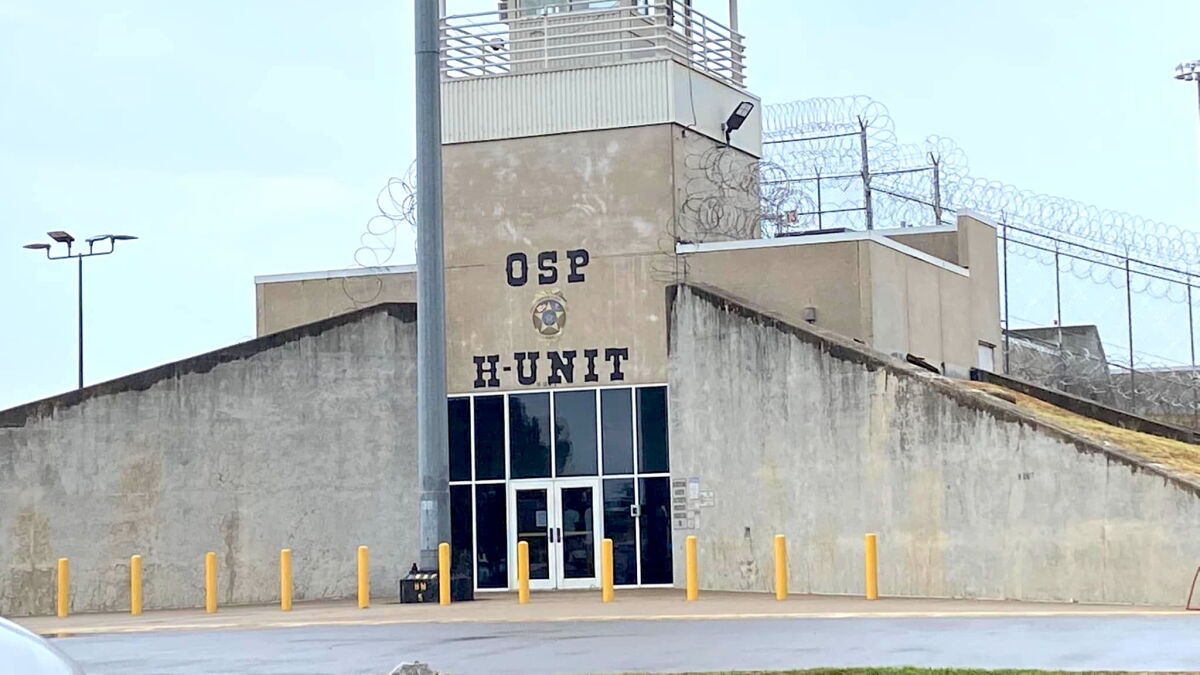 Oklahoma State Penitentiary H-Unit exterior for contextual reference High-security H-Unit entrance at Oklahoma State Penitentiary