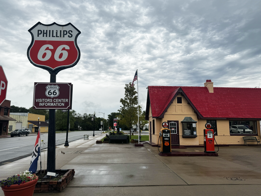 Baxter Springs, Kansas, has a Visitors Center about Route 66.