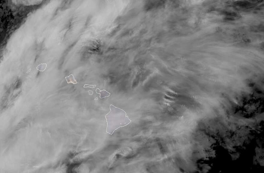 NOAA imagery of the Hawaiian Islands on Apr. 9 at 4:51 p.m.