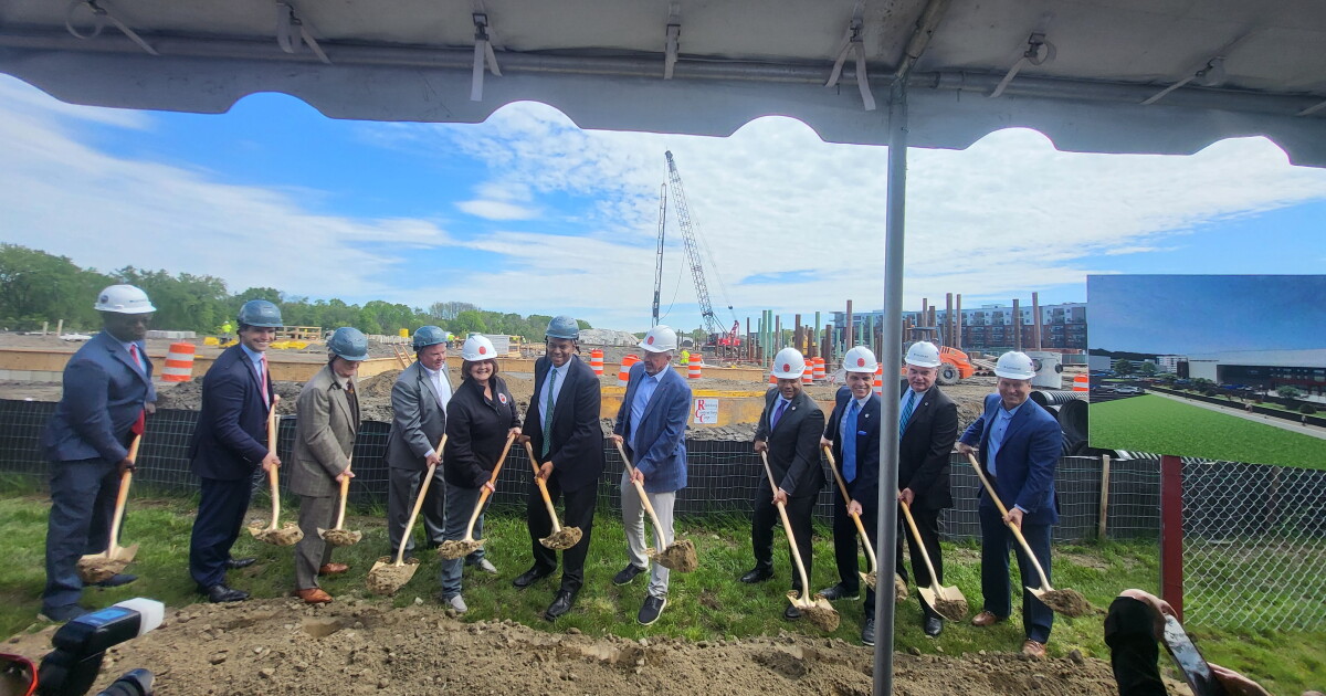 Groundbreaking held for Mohawk Harbor Event Center in Schenectady | WAMC