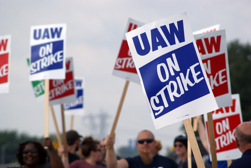 UAW members at GM's Fort Wayne Assembly plant picket during the first day of the strike.