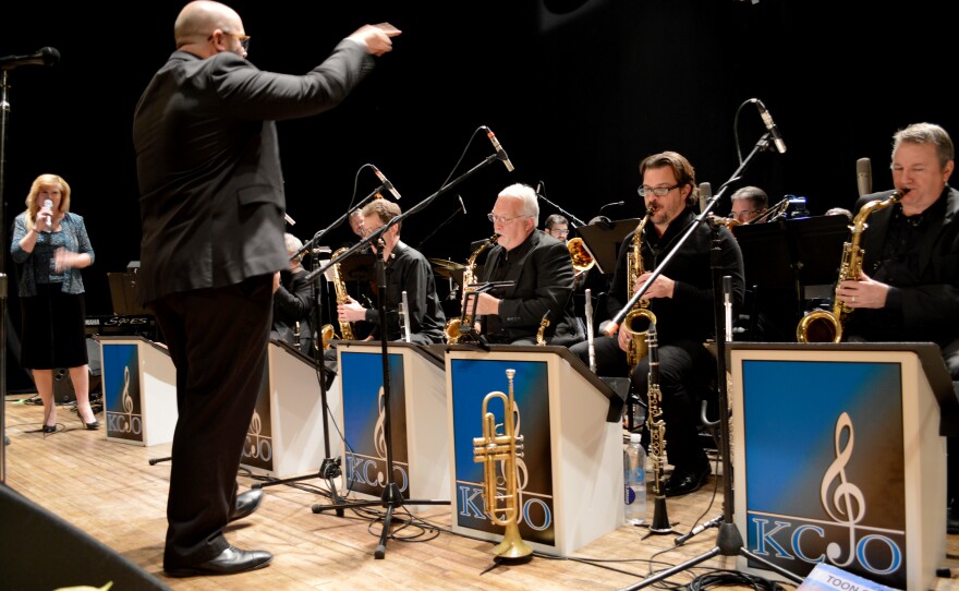 Clint Ashlock conducts the Kansas City Jazz Orchestra.