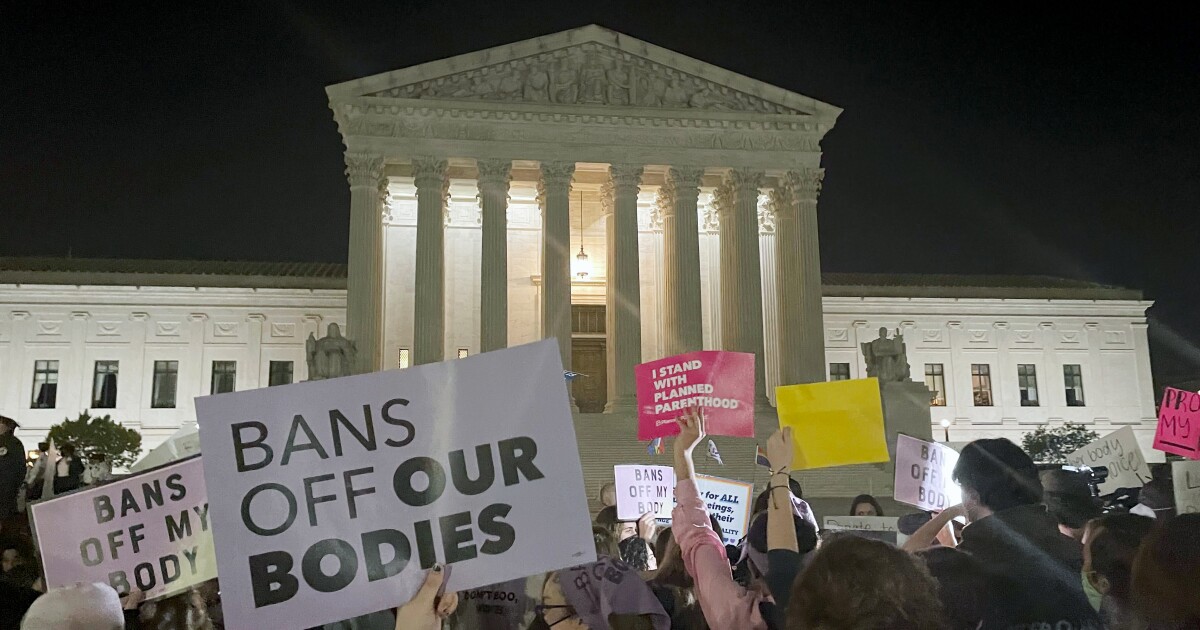 North Carolina reacts to leaked Roe v. Wade opinion from SCOTUS WUNC