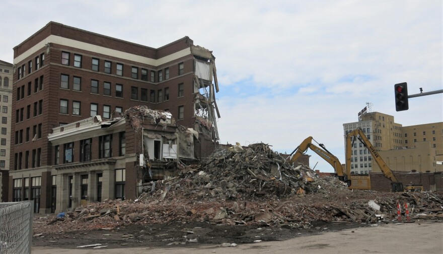 Cracked Floors, Bowed Walls Many Warnings But No Action at Davenport