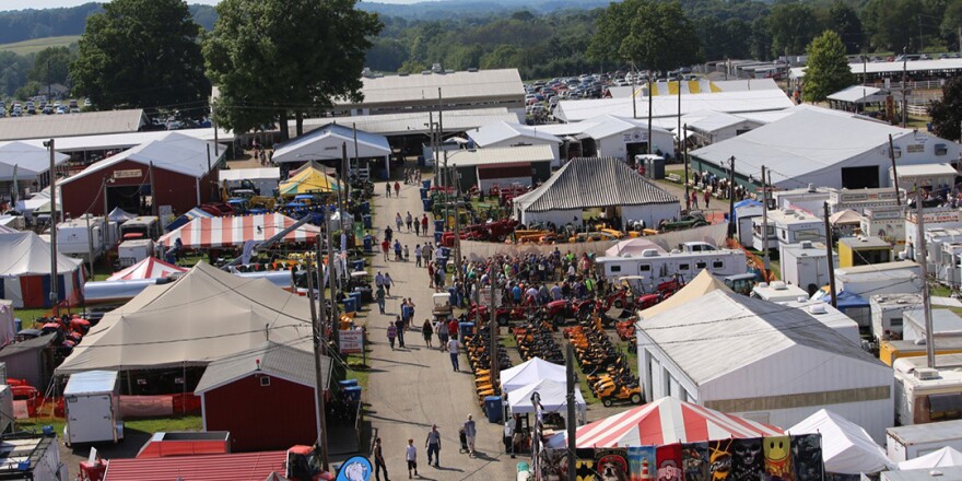 A photo of Randolph Fair. 