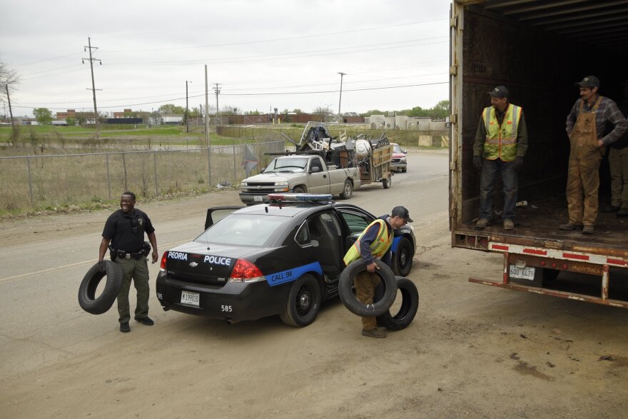 JIMAX Group of Illinois is a recipient of a 2020 Governor's Volunteer Service Award for The Tireless Project.