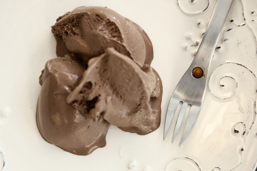 For the love of science: We broke out the chocolate ice cream and other foods to test whether Aroma R-evolution's scented fork could trick our gustatory perception.