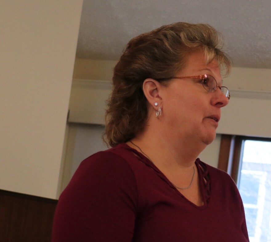 Steuben County Democratic Election Commissioner Kelly Peziul addresses the League of Women Voters Saturday (Photo: Vaughn Golden)