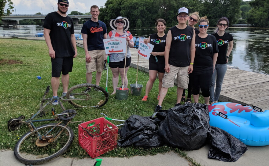 Volunteers for the Huron River Cleanup Program.