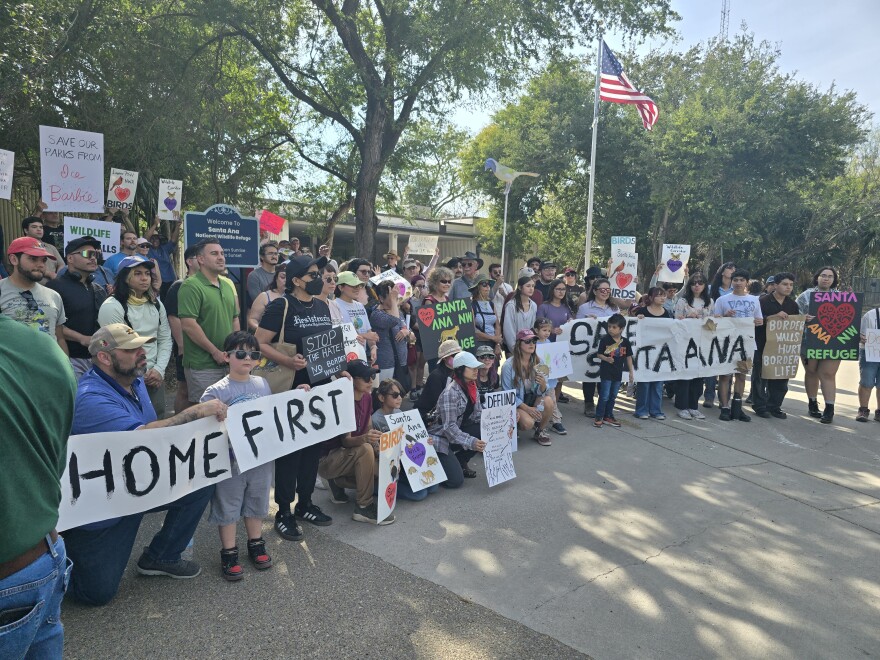 Protestors at the Santa Ana National Refuge