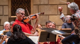 Gil Shaham in rehearsal with the RPO and Andreas Delfs
