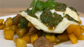 This plantain breakfast hash is the perfect mix of sweet, savory, and satisfying — golden plantains, hearty sausage, and a bright chimichurri that wakes everything up. It’s a simple, versatile breakfast that feels special without any fuss.
