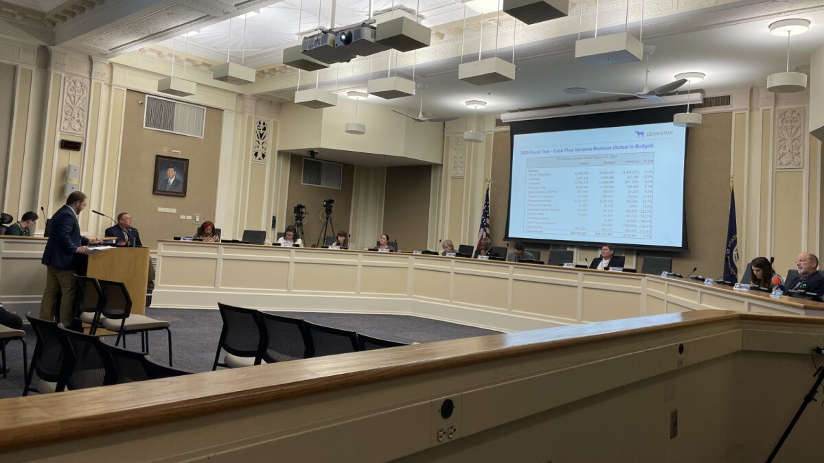 New auditing firm scanning Lexington government figures - WEKU