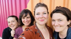 Della Mae