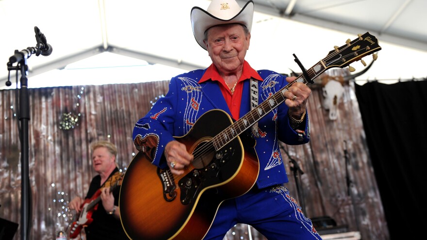 Jimmy Dickens: The little man with some big hit country records