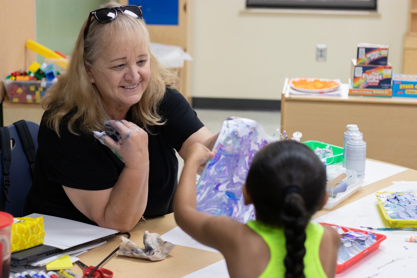 Students at Tulsa Public Schools' Ready, Set, Summer! program are engaged in and out of the classroom this summer. Students at Mitchell Elementary participate in reading-themed activities and students on a field trip from Dolores Huerta Elementary look at stingrays at the Oklahoma Aquarium.