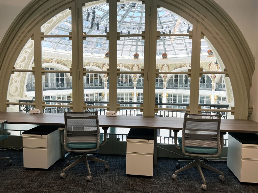 The Upper Deck has an additional 46 private offices, shared meetings rooms and a 100-seat classroom.