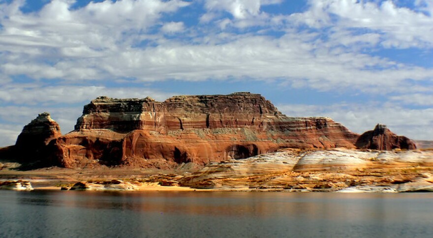 Phot of Lake Powell.