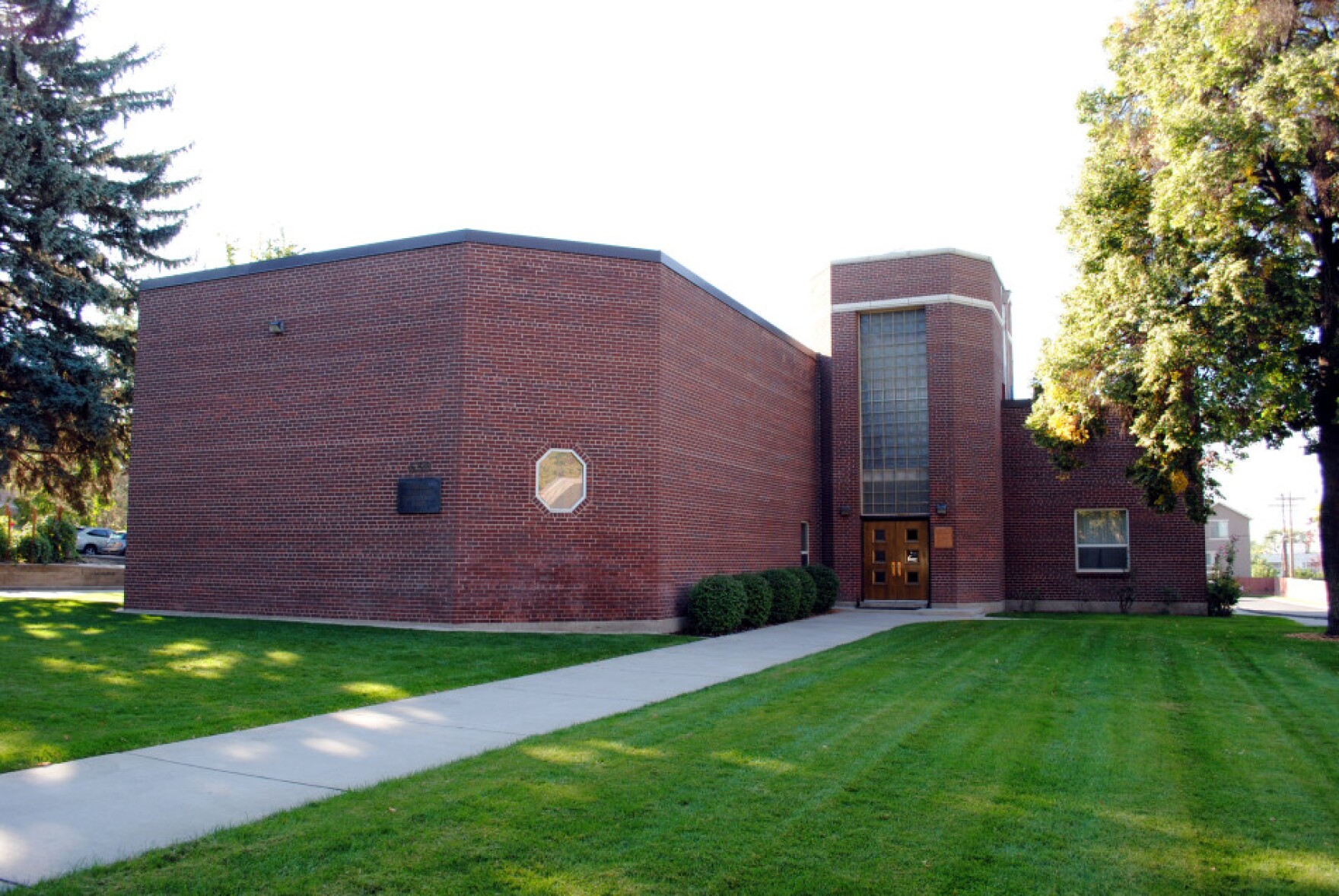 Salt Lake City LDS Ward Helps Congregants Sign Up for