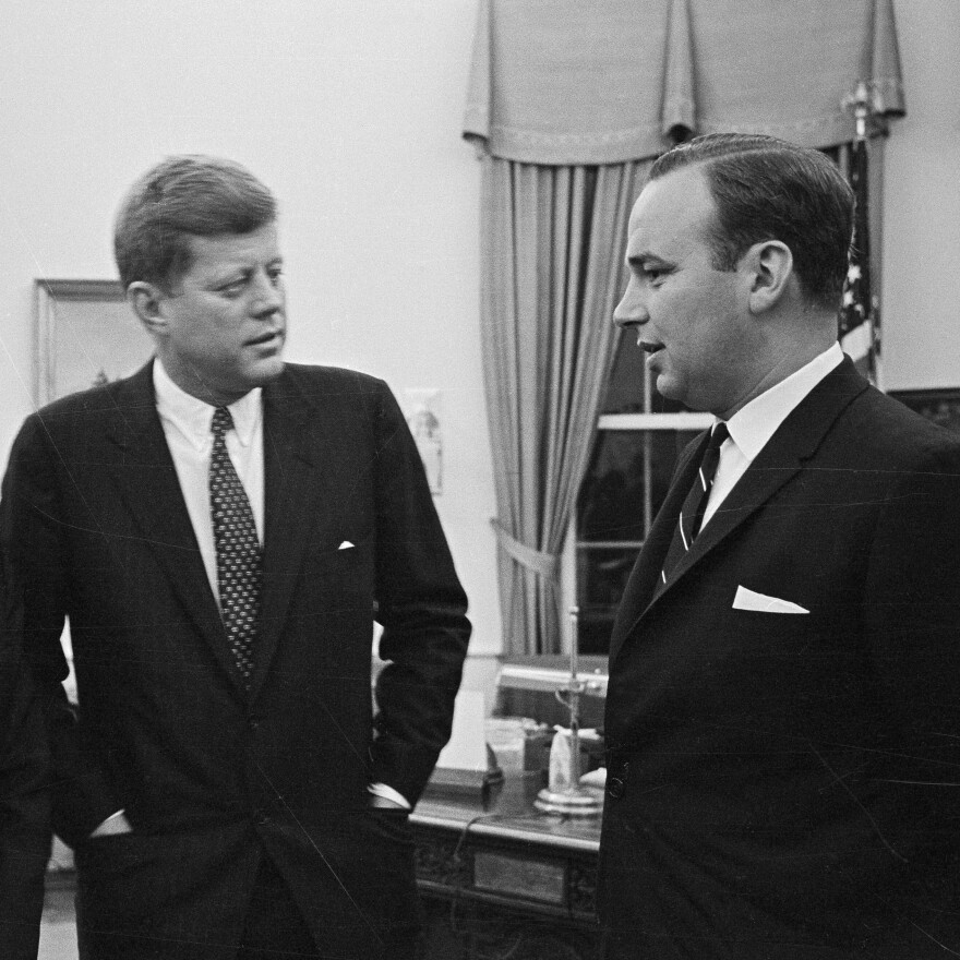 President John Kennedy meets with Rupert Murdoch in 1961.