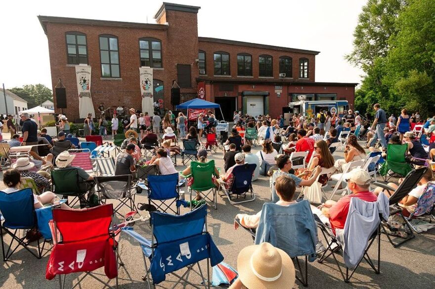 The Warren Folks Festival is a free event featuring two stages with 9 music acts