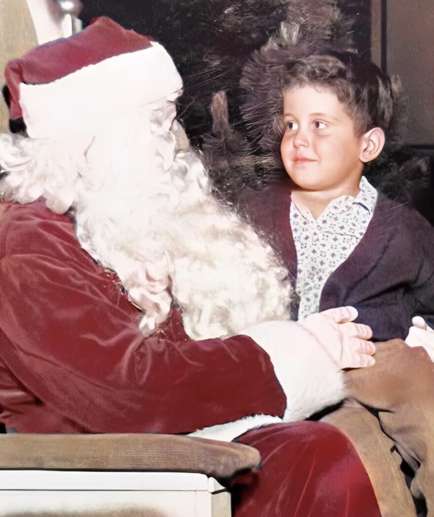 Robrt Pela and Santa.