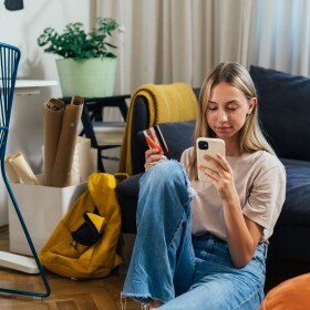 Remember to look for the signs of possible phishing scams, misleading ads and lookalike websites while you’re shopping online.