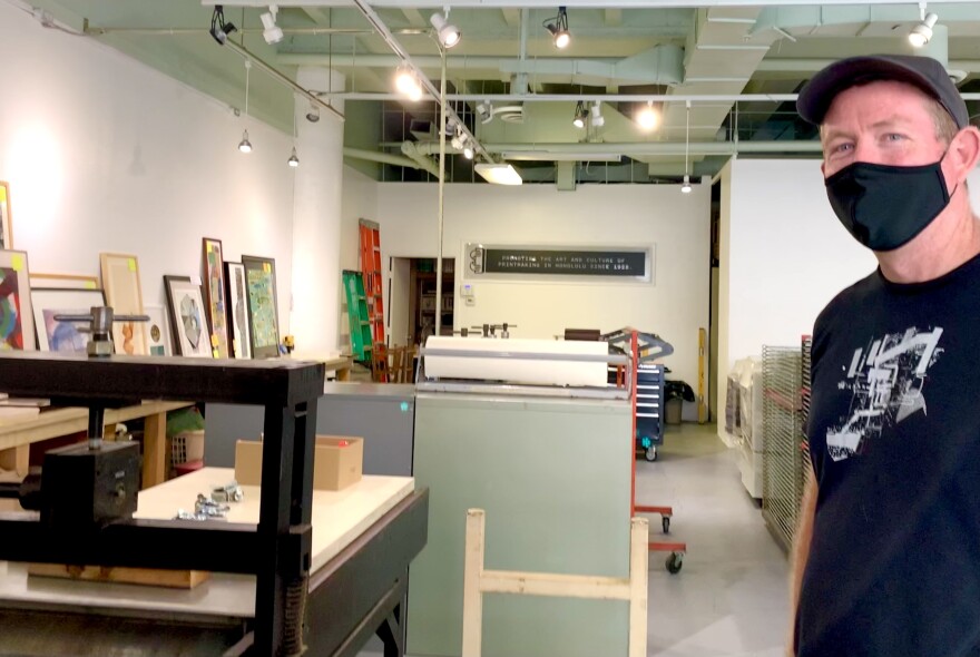 Duncan Dempster, Executive Director, Honolulu Printmakers in their new digs at 1142 Bethel St.