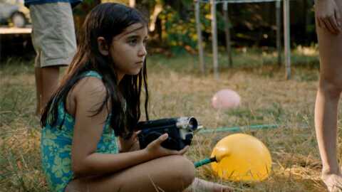 Eylul Guven as Sasha in Blue Heron.
