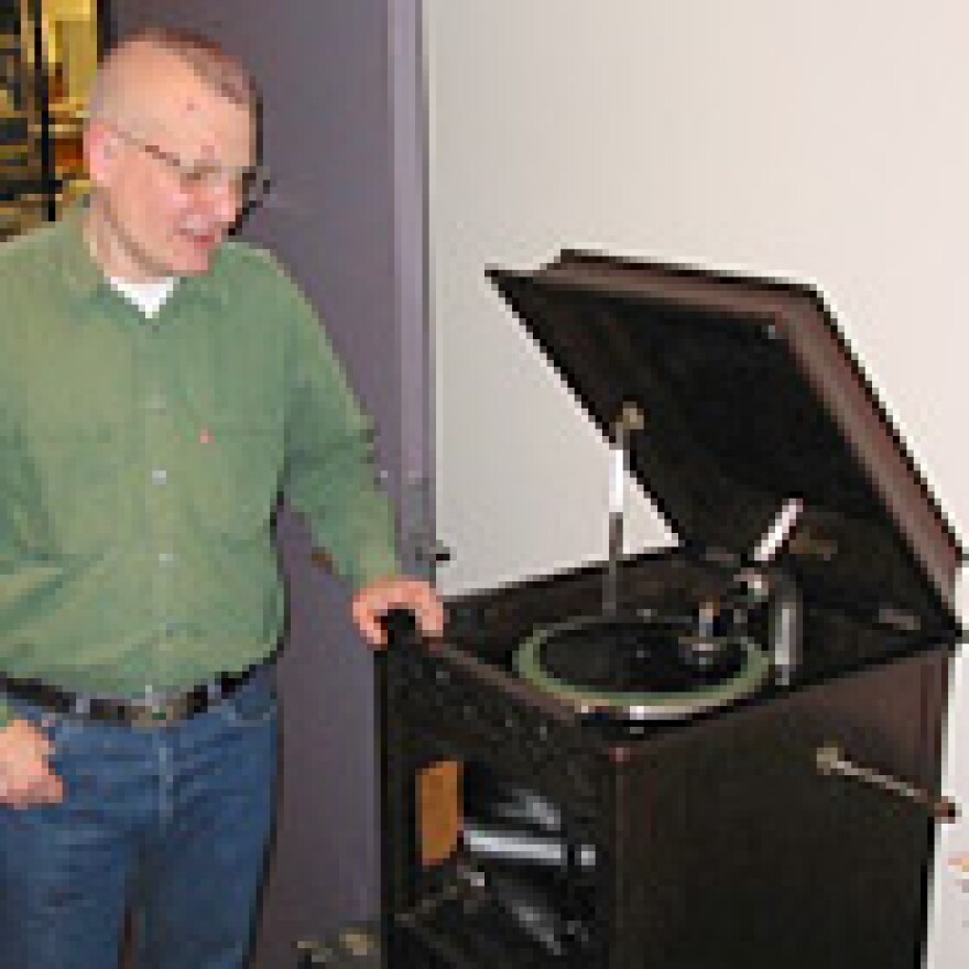 Music journalist Byron Nordine extolls the virtues of the 78 RPM disks. "In 100 years, you'll still be able to play it back."