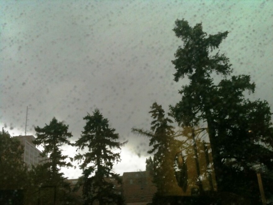 Rainy weather moves into Buffalo mid-morning Friday