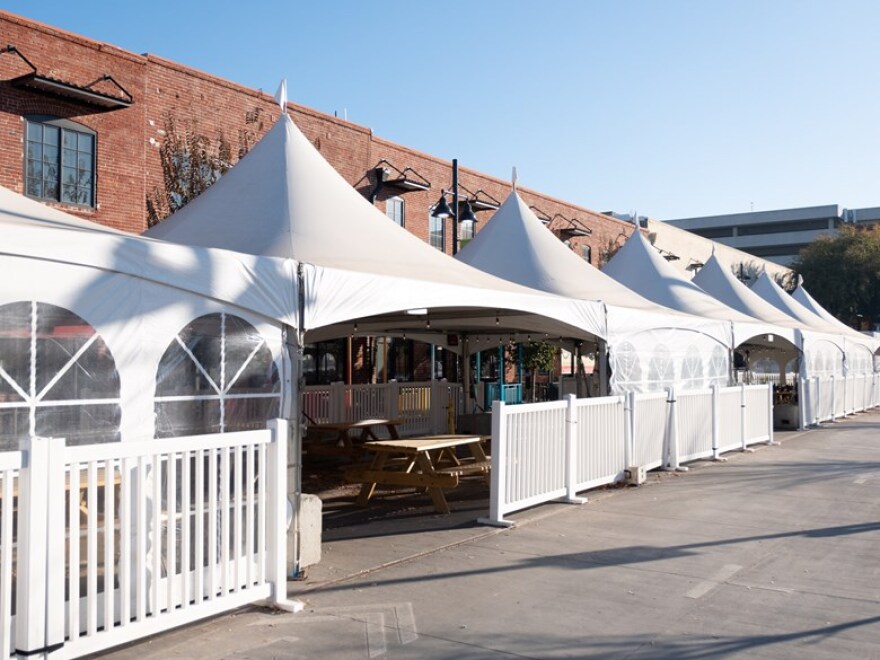 Outdoor dining on R Street in Sacramento, Dec. 1, 2020.
