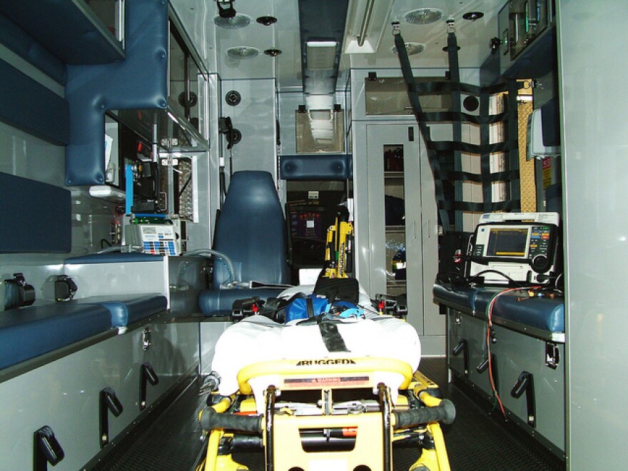 delco dispatch 42418 media ambulance