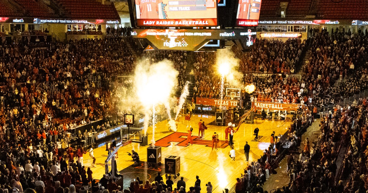 Texas Tech mens basketball looks to build momentum as Lady Raiders’ Big 12 run ends in upset