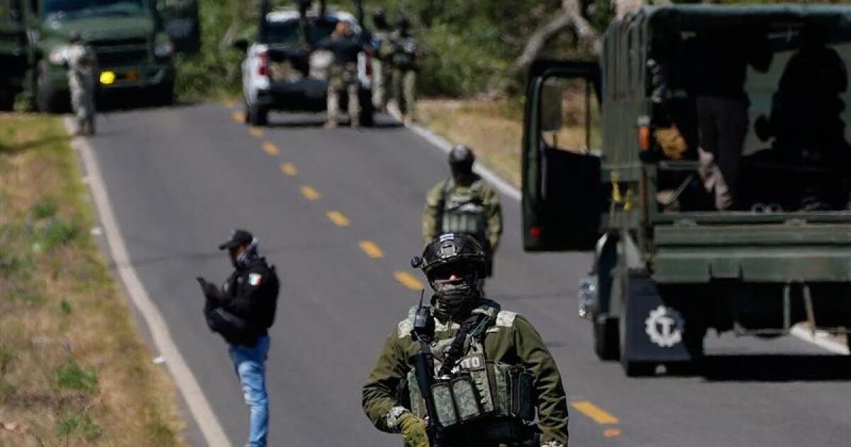 Central Illinois travel group is safe amid unrest over Mexican drug leader's killing