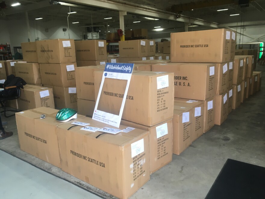 bike helmet warehouse S1 Retro certified ebike Abus Macator MIPS Helmets Features Motorcycle Helmets | Huge Selection
