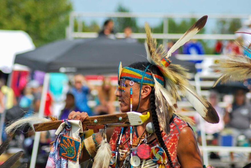 Hopkinsville PowWow Celebrates And Preserves Native Tradition WKMS