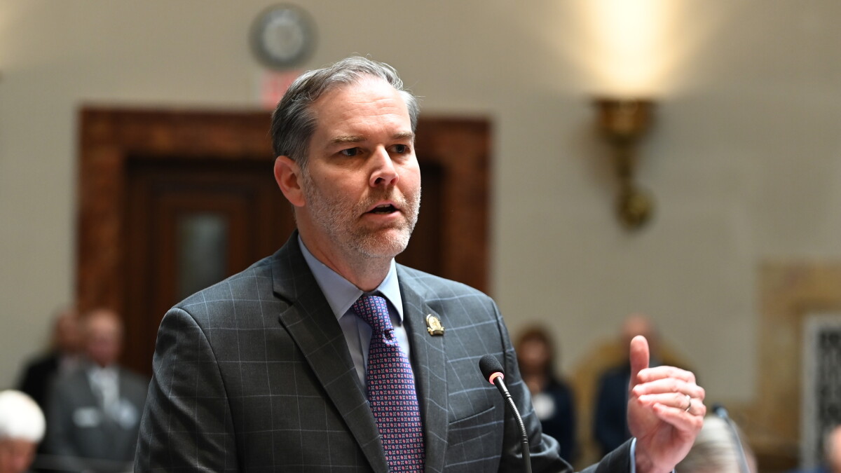 War of words breaks out over Kentucky education department's grammatical reading of a bill restricting sex ed - Vimarsana News