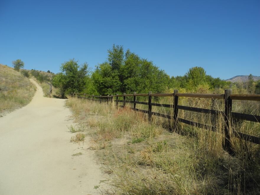 Camel's Back Park North End Trail