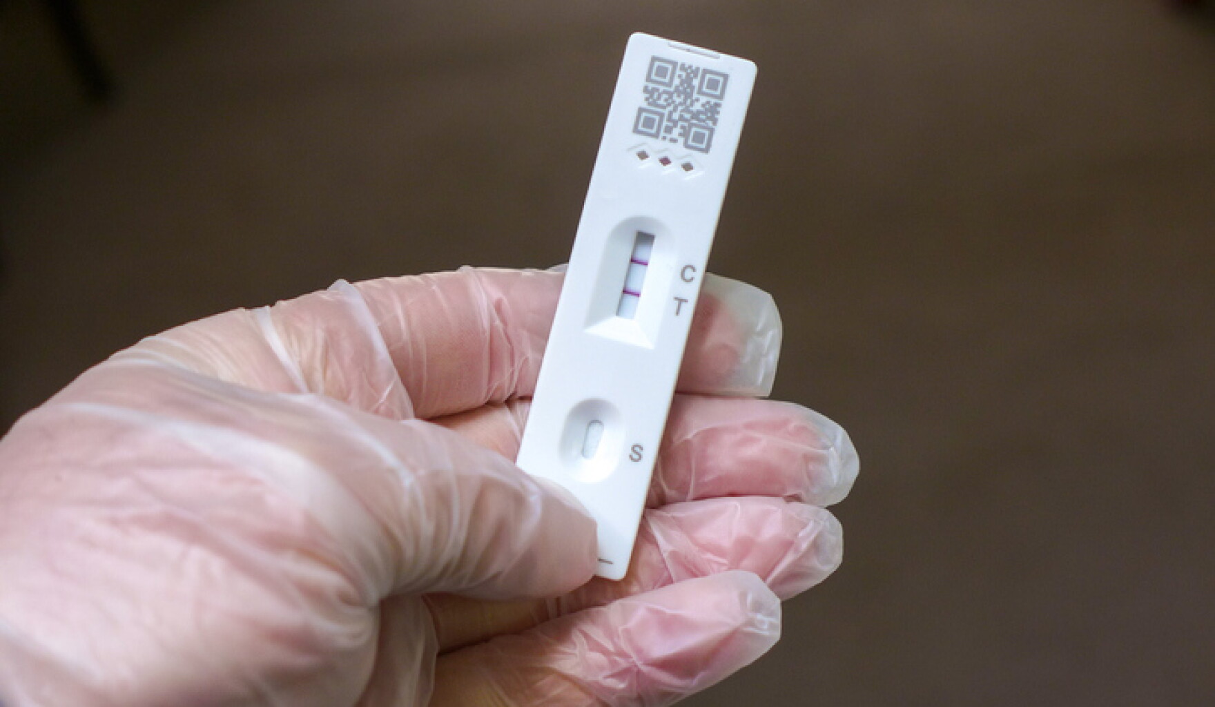 Tested Positive Droping Still testing positive after day 10? How to decide when to end your ...