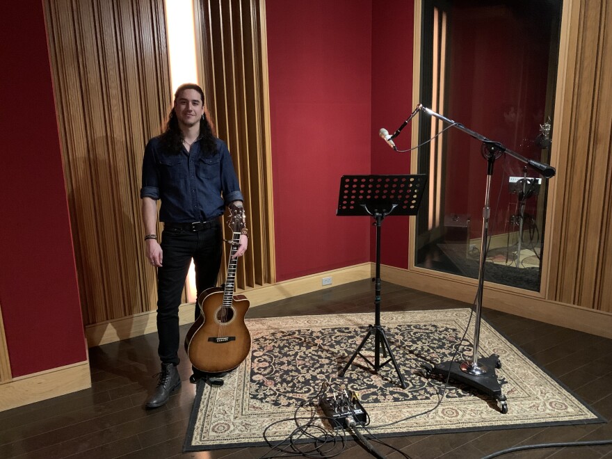 Singer songwriter Anthony Saturno played an acoustic set of songs at the announcements of SAMMY's 2025 nominees at SubCat Studios.