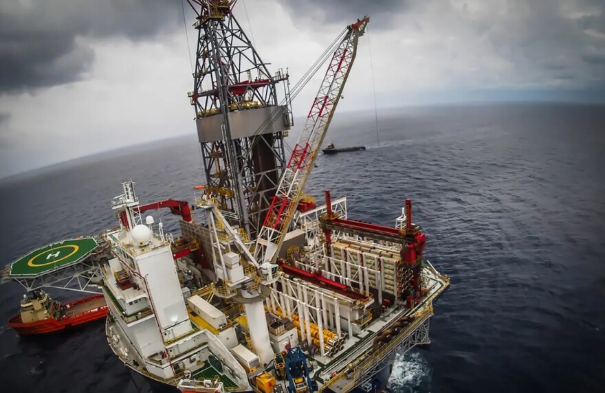 Offshore oil rig