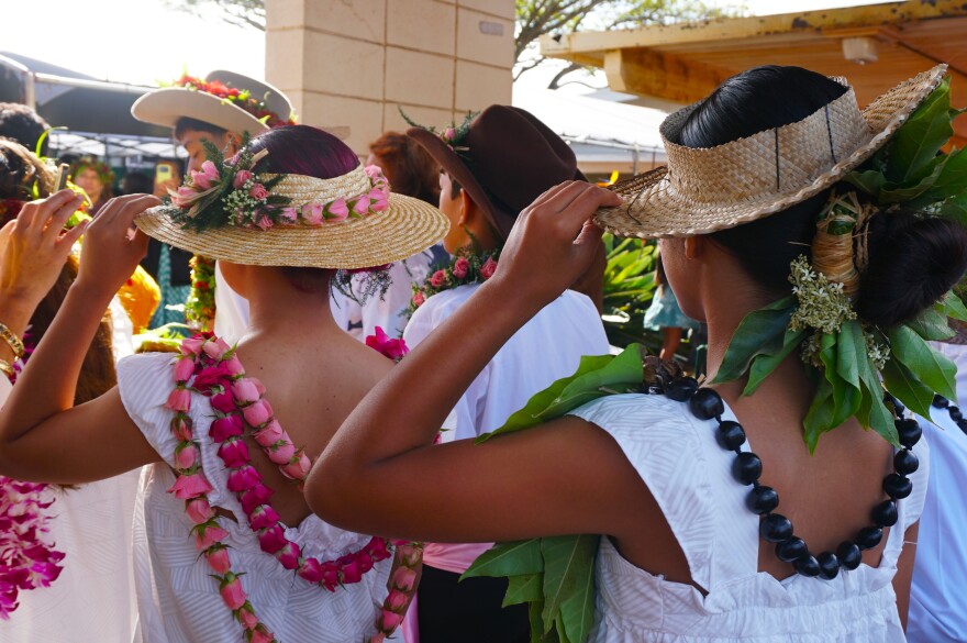 Representatives from different islands hold court as part of the May Day celebrations at Kualapuʻu Charter Conversion School, May 1, 2026. 