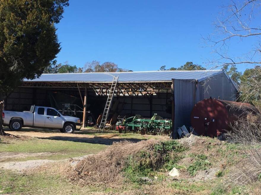 Overhang under repairs