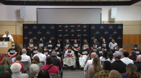 Donors and recipients at a press conference announcing the success of the 20 party kidney donation train.