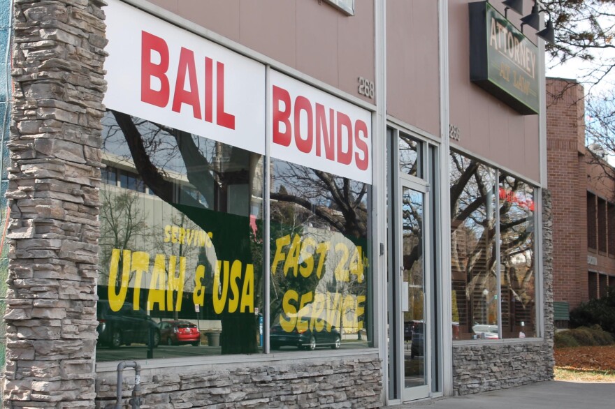 Photo of a building with the 'Bail Bonds' painted on the windows